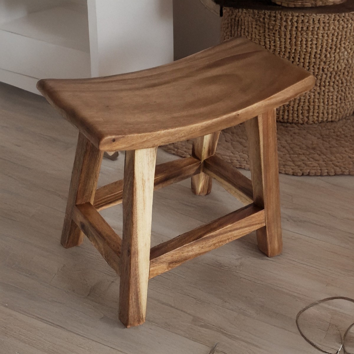 Artekko Verona Ξύλινο Σκαμπό σε Φυσική Απόχρωση (50x25x46)cm