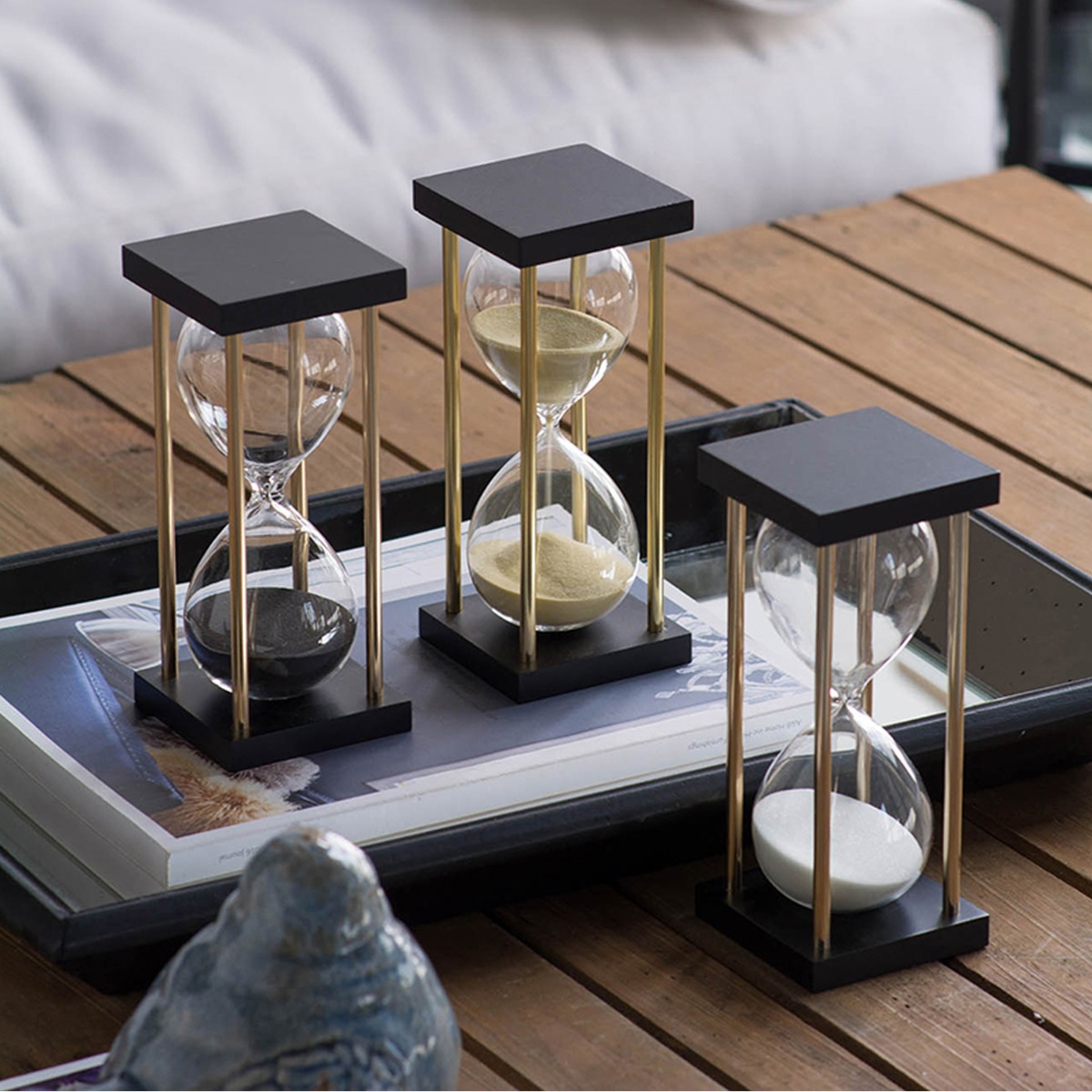 Artekko Hourglass Γυάλινη Διακοσμητική Κλεψύδρα σε Βάση με Μπεζ Άμμο (8.5x8.5x19.5)cm