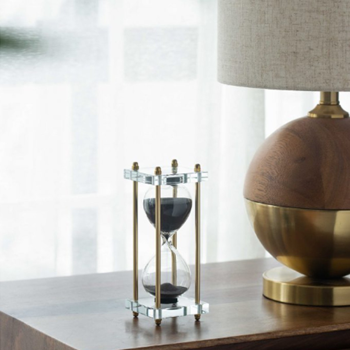Artekko Hourglass Κλεψύδρα Διακοσμητική Γυαλί Κρύσταλλο Μαύρο Χρυσό (7.6x7.6x20.5)cm
