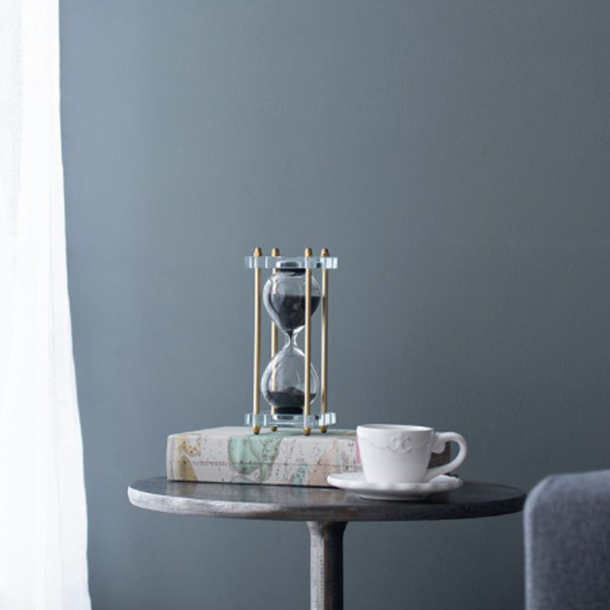 Artekko Hourglass Κλεψύδρα Διακοσμητική Γυαλί Κρύσταλλο Μαύρο Χρυσό (7.6x7.6x20.5)cm