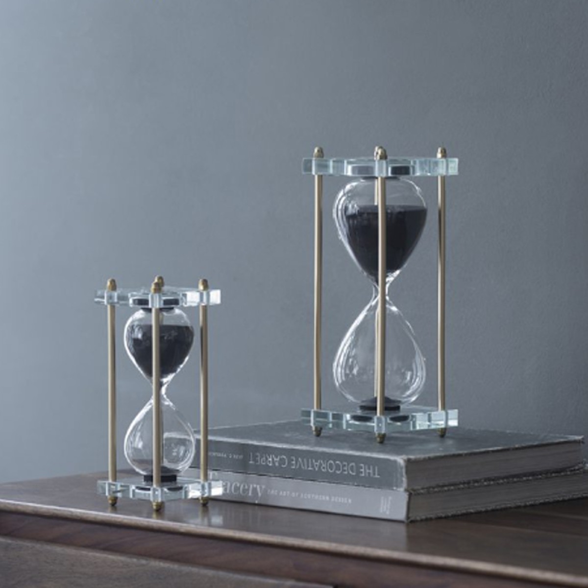Artekko Hourglass Κλεψύδρα Διακοσμητική Γυαλί Κρύσταλλο Μαύρο Χρυσό (7.6x7.6x20.5)cm
