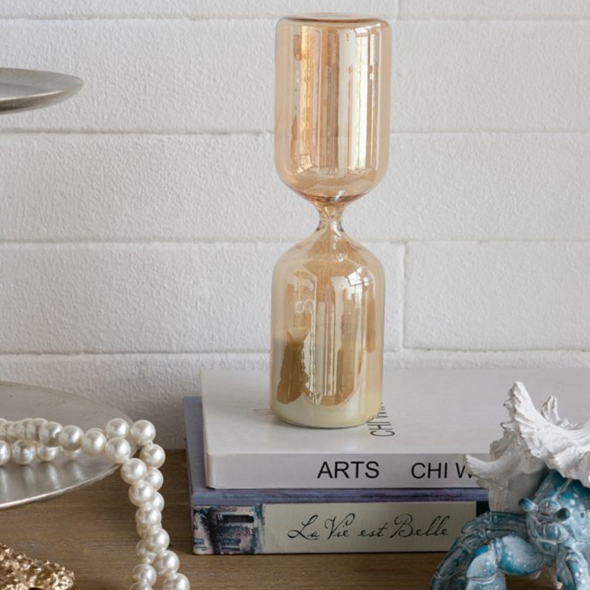 Artekko Hourglass Γυάλινη Κλεψύδρα σε Μελί Απόχρωση με Λευκή Άμμο (7x7x25.2)cm