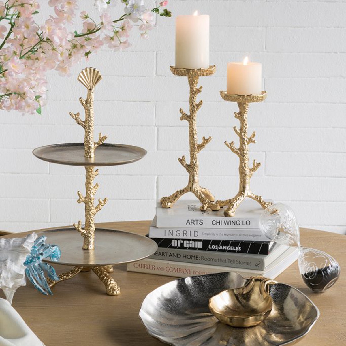 Artekko Hourglass Γυάλινη Κλεψύδρα με Ανάγλυφο Τριαντάφυλλο και Μαύρη Άμμο (8.6x8.6x20.4)cm