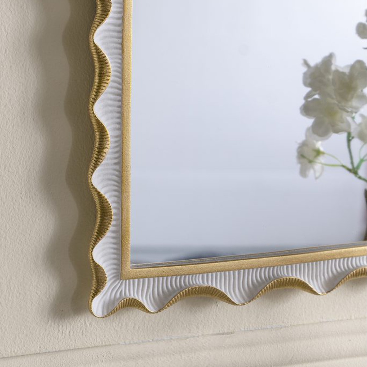 Artekko Frame Λευκός Καθρέπτης Ρητίνης με Χρυσές Λεπτομέρειες (36.2x2.2x40.5)cm