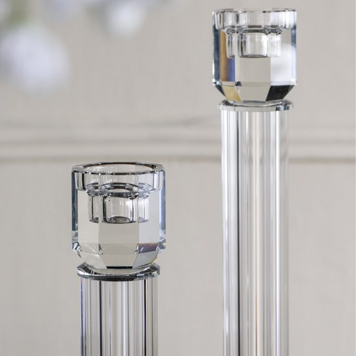 Artekko Glassy Διάφανο Γυάλινο Κηροπήγιο (9x9x46)cm