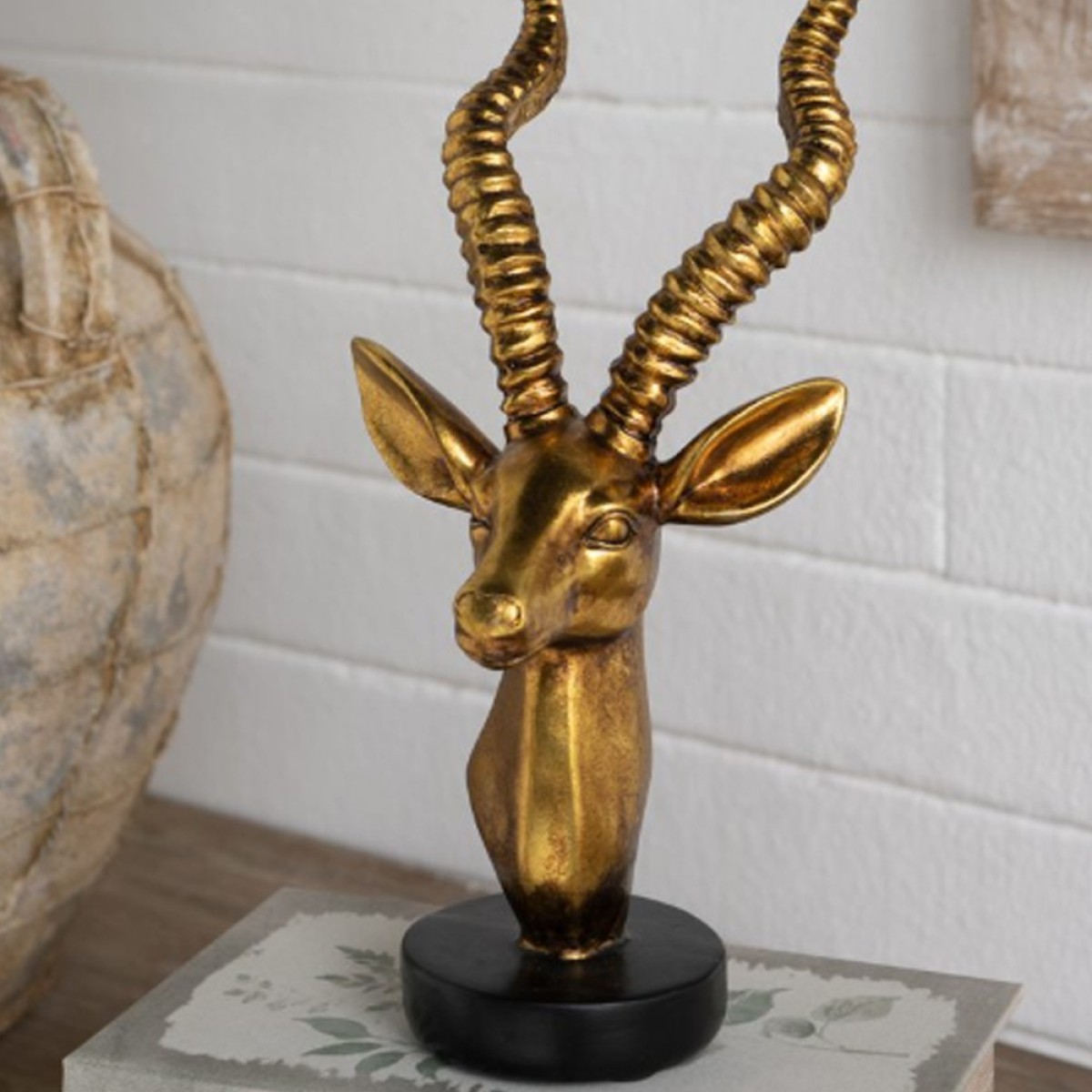 Artekko Animal Χρυσό Επιτραπέζιο Διακοσμητικό Ρητίνης με Κεφάλι Ταράνδου (14x13x30)cm Artekko Animal Χρυσό Επιτραπέζιο Διακοσμητικό Ρητίνης με Κεφάλι Ταράνδου (14x13x30)cm