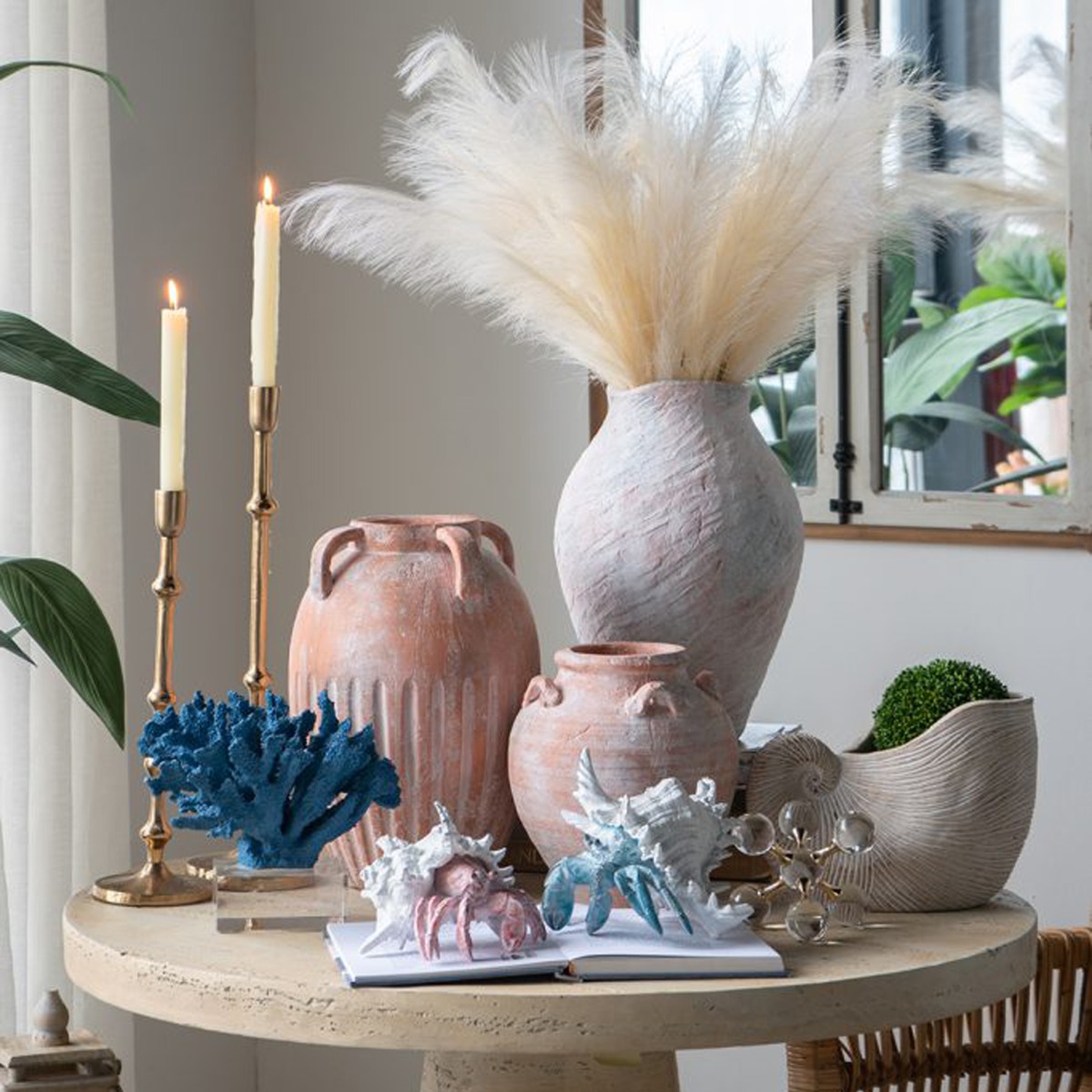 Artekko Animal Μπλε Επιτραπέζιο Διακοσμητικό Καβούρι σε Λευκό Κοχύλι από Ρητίνη (18.5x18x14.5)cm