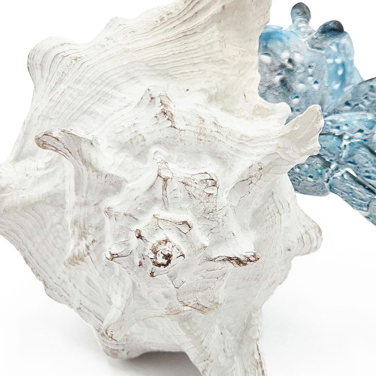 Artekko Animal Μπλε Επιτραπέζιο Διακοσμητικό Καβούρι σε Λευκό Κοχύλι από Ρητίνη (18.5x18x14.5)cm