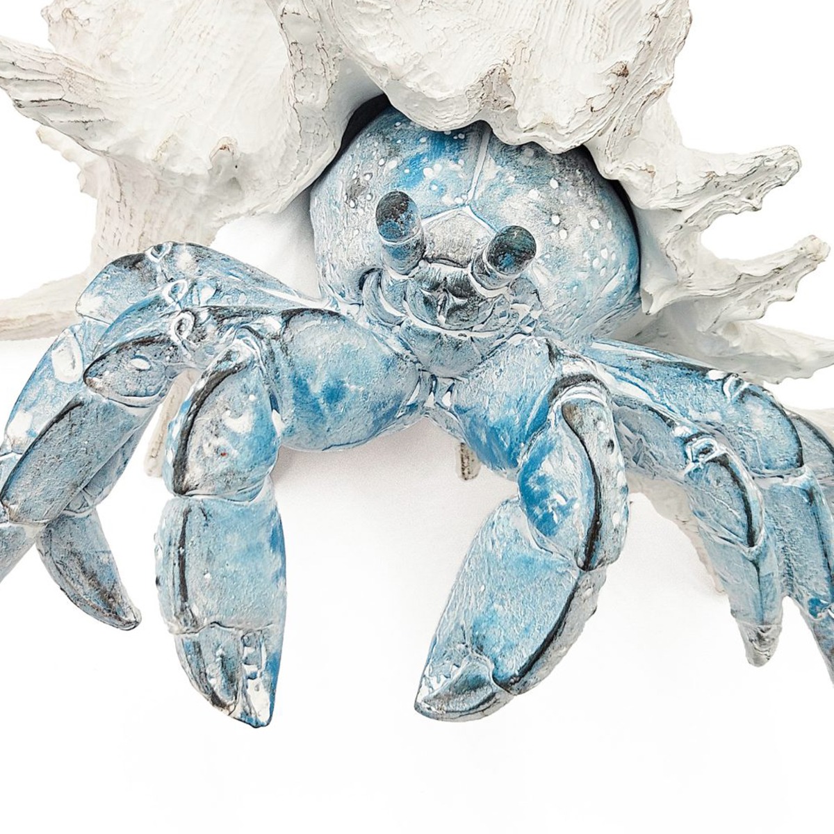 Artekko Animal Μπλε Επιτραπέζιο Διακοσμητικό Καβούρι σε Λευκό Κοχύλι από Ρητίνη (23.5x23.5x17.8)cm