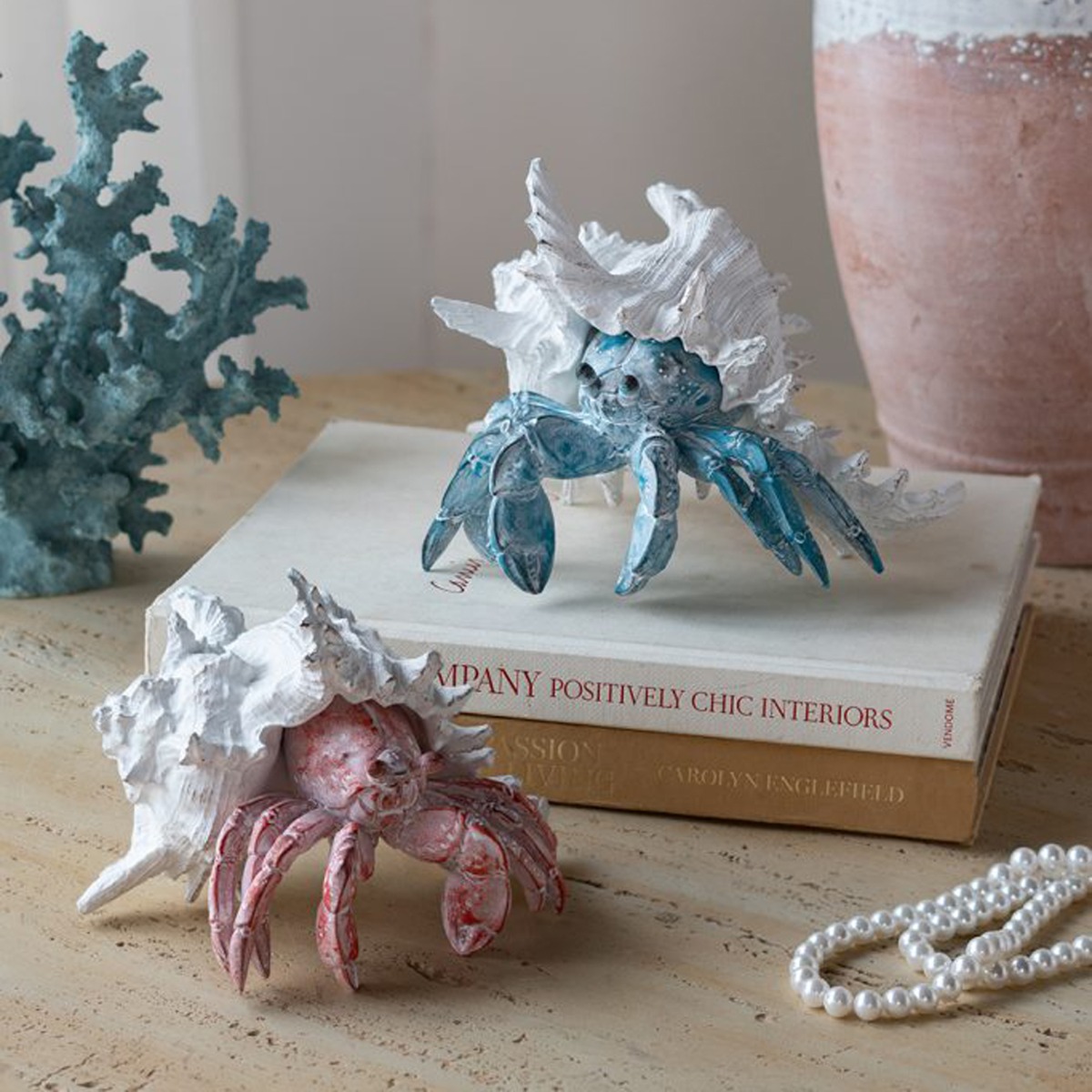 Artekko Animal Κόκκινο Επιτραπέζιο Διακοσμητικό Καβούρι σε Λευκό Κοχύλι από Ρητίνη (23.5x23.5x17.8)cm