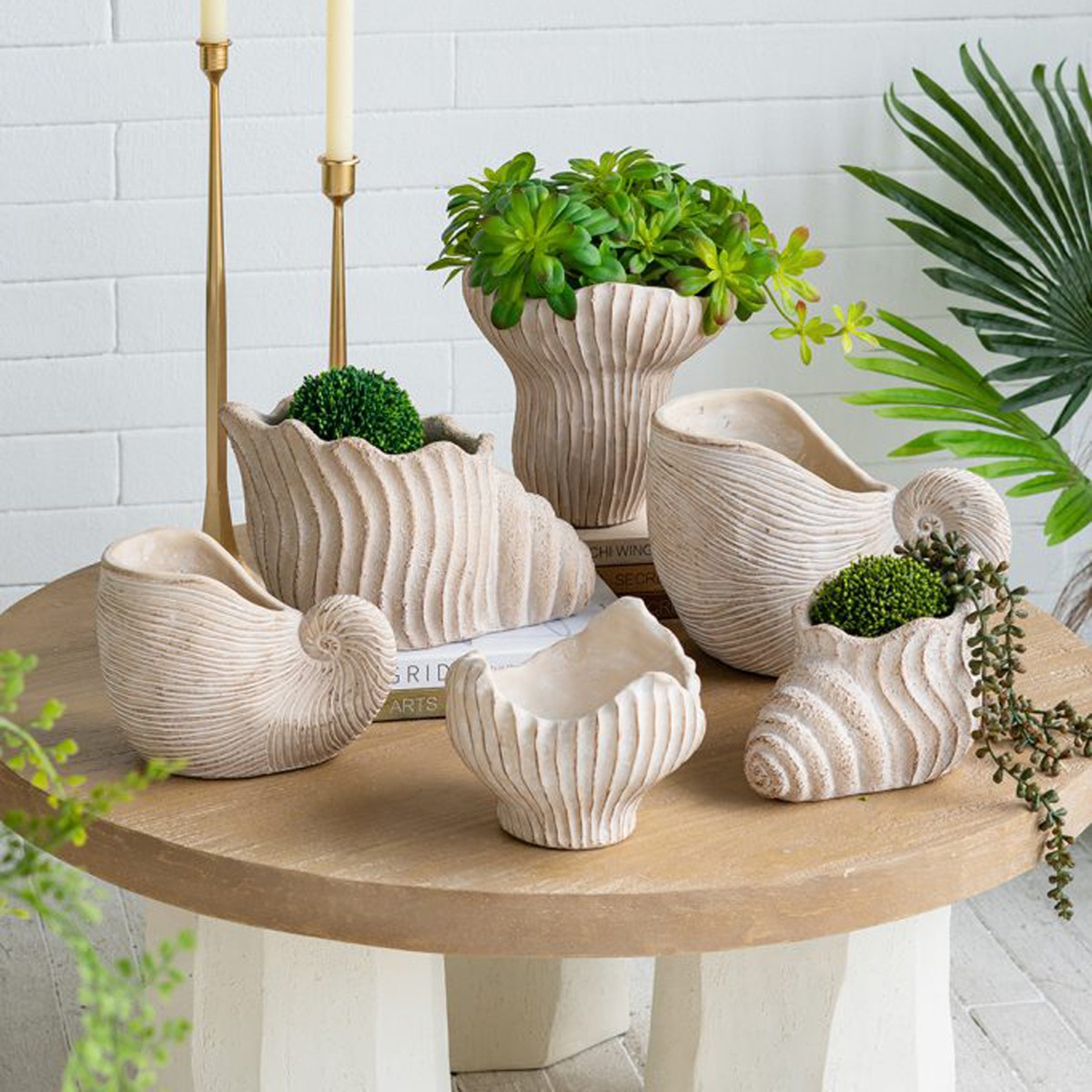 Artekko Cement Μπεζ Τσιμεντένιο Διακοσμητικό Δοχείο Κασπώ (29x17x19.5)cm