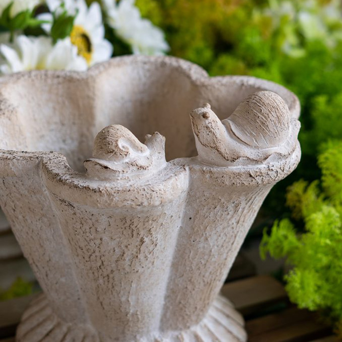 Artekko Cement Μπεζ Τσιμεντένιο Διακοσμητικό Δοχείο Κασπώ (20x18.5x19)cm