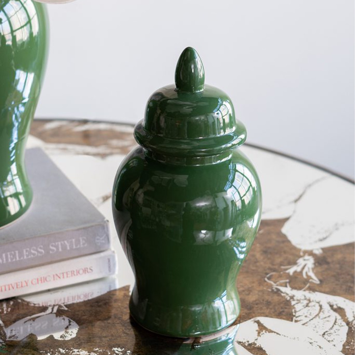 Artekko Melania Πράσινο Κεραμικό Διακοσμητικό Δοχείο Βάζο με Καπάκι (16x16x31)cm