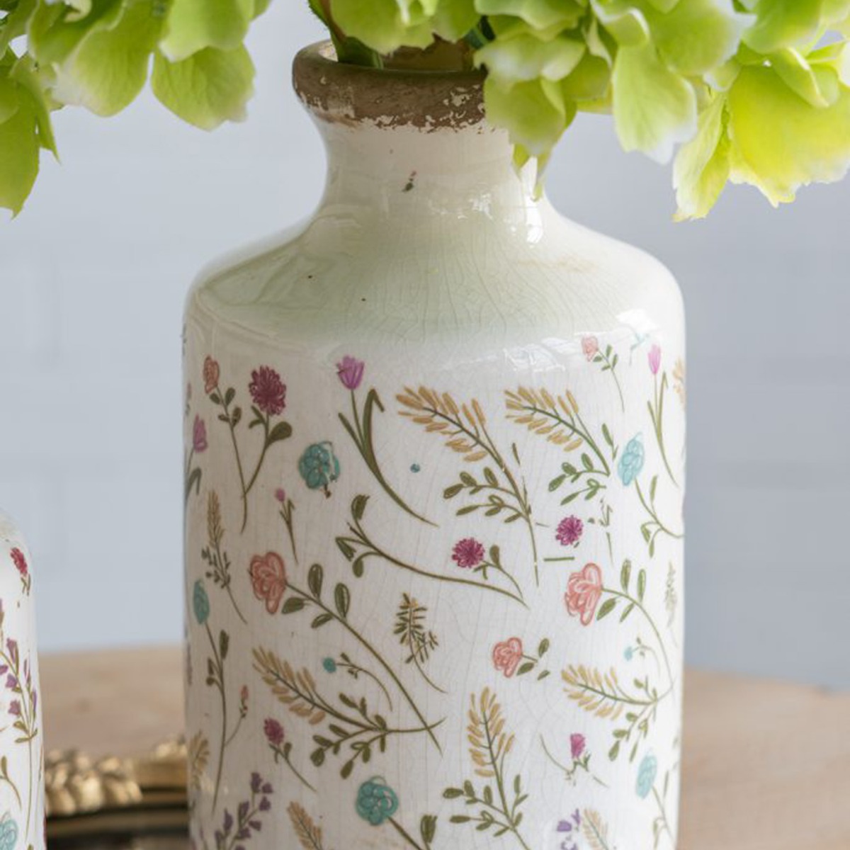 Artekko Aging Λευκό Κεραμικό Βάζο με Λουλούδια (13.5x13.5x27)cm