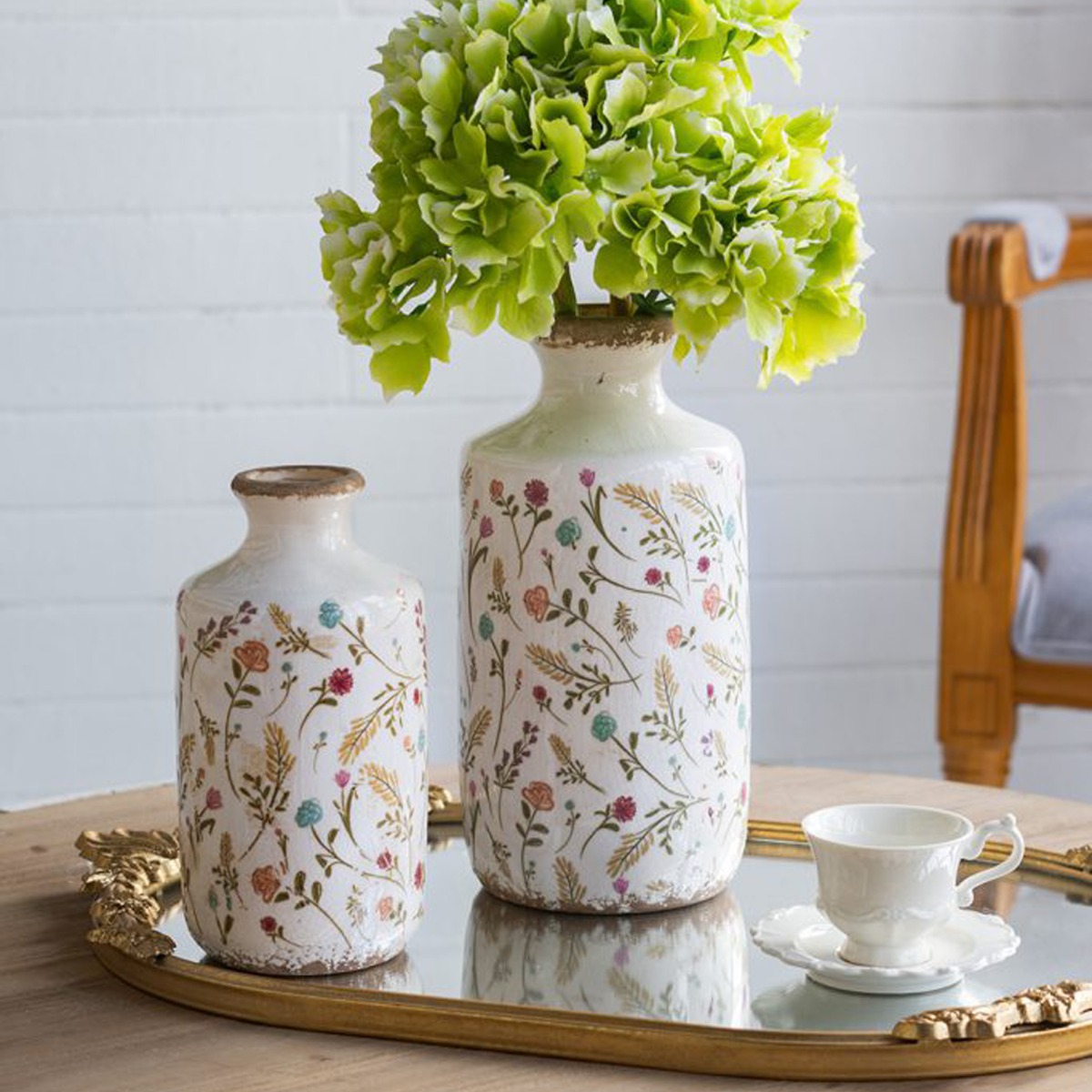 Artekko Aging Λευκό Κεραμικό Βάζο με Λουλούδια (13.5x13.5x27)cm