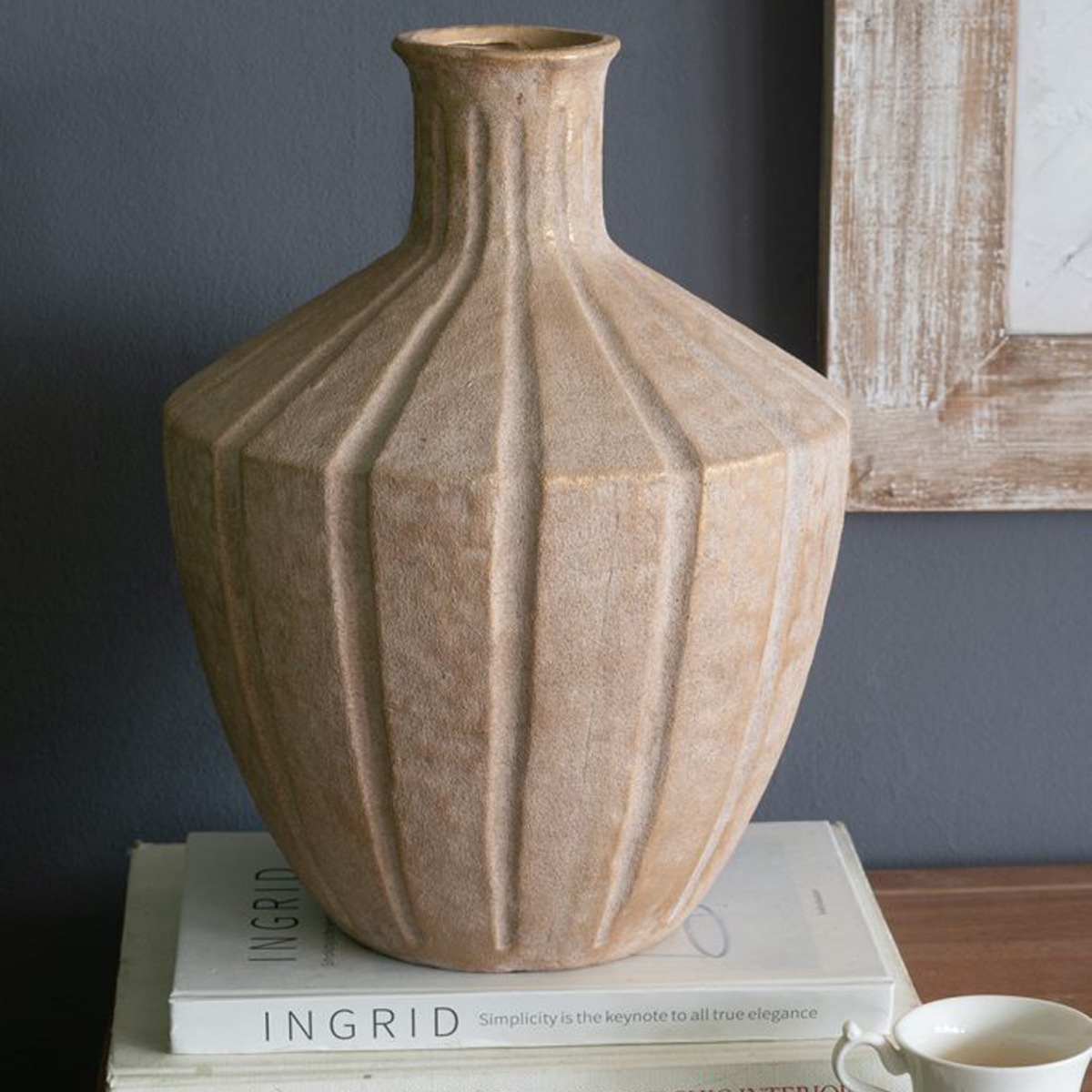 Artekko Candia Μπεζ Βάζο από Τερακότα με Χρυσό Φινίρισμα (25.5x25.5x34)cm