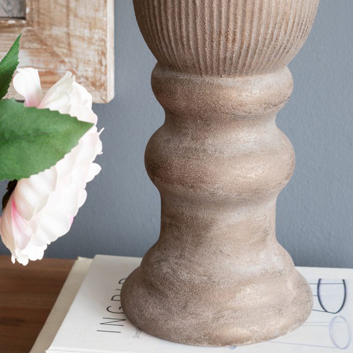 Artekko Candia Καφέ Βάζο από Τερακότα με Μπρονζέ Φινίρισμα (17.5x17.5x56.5)cm