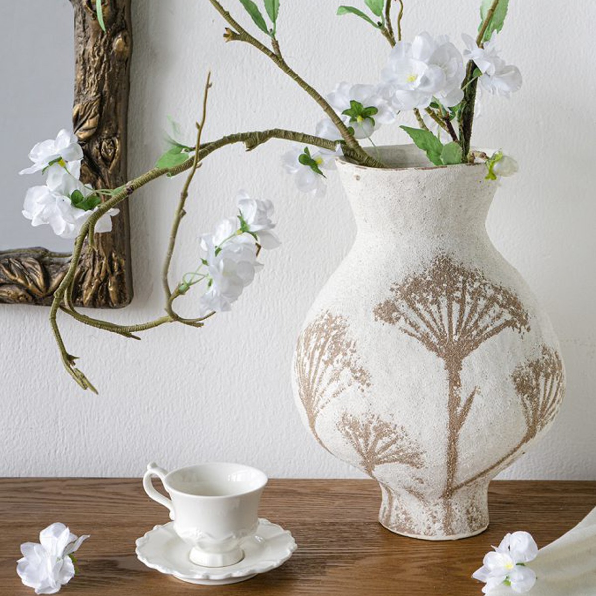 Artekko Antique Λευκό Κεραμικό Βάζο με Καφέ Λεπτομέρειες (20x20x28.5)cm