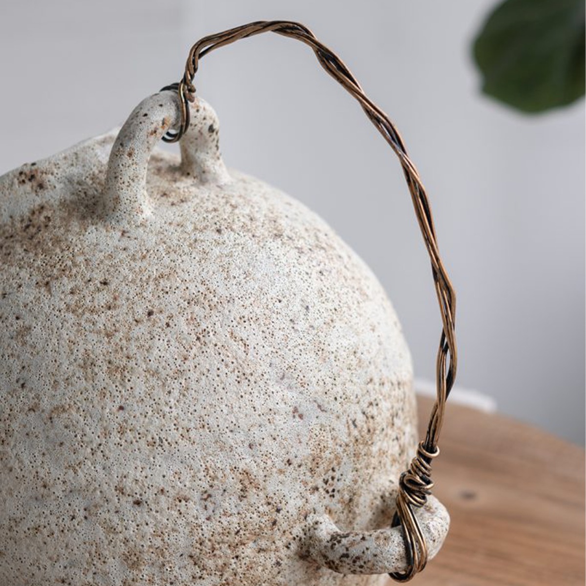 Artekko Antique Κεραμικό Βάζο σε Μπεζ Αποχρώση (25x21x26.2)cm