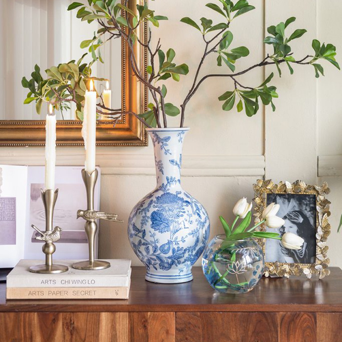 Artekko Melania Βάζο από Πορσελάνη σε Άσπρο και Μπλε (19.5x19.5x36)cm