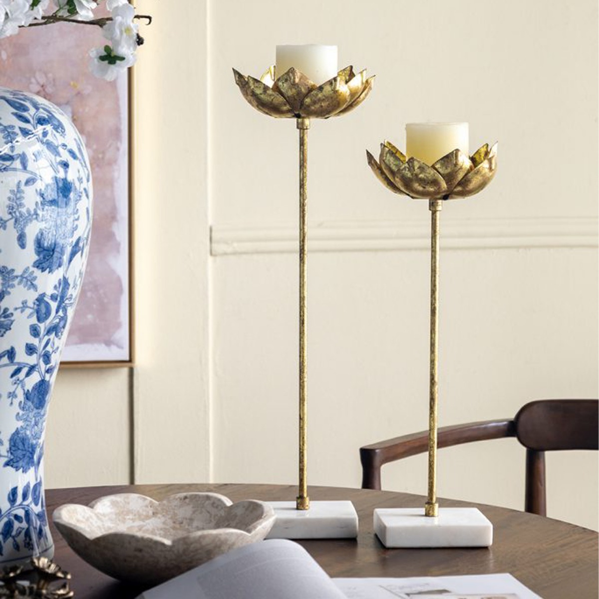 Artekko Noble Χρυσά Μεταλλικά Κηροπήγια (16.5x16.5x57)cm (16.5x16.5x47)cm 2pcs