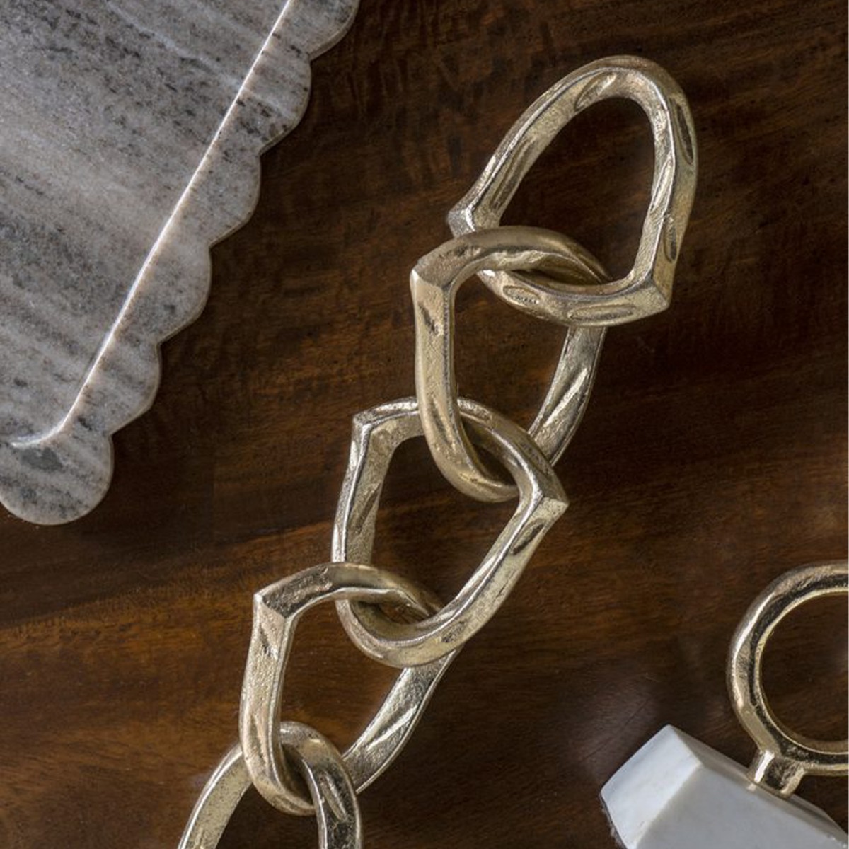 Artekko Noble Χρυσή Μεταλλική Επιτραπέζια Διακοσμητική Αλυσίδα (44x9x3)cm