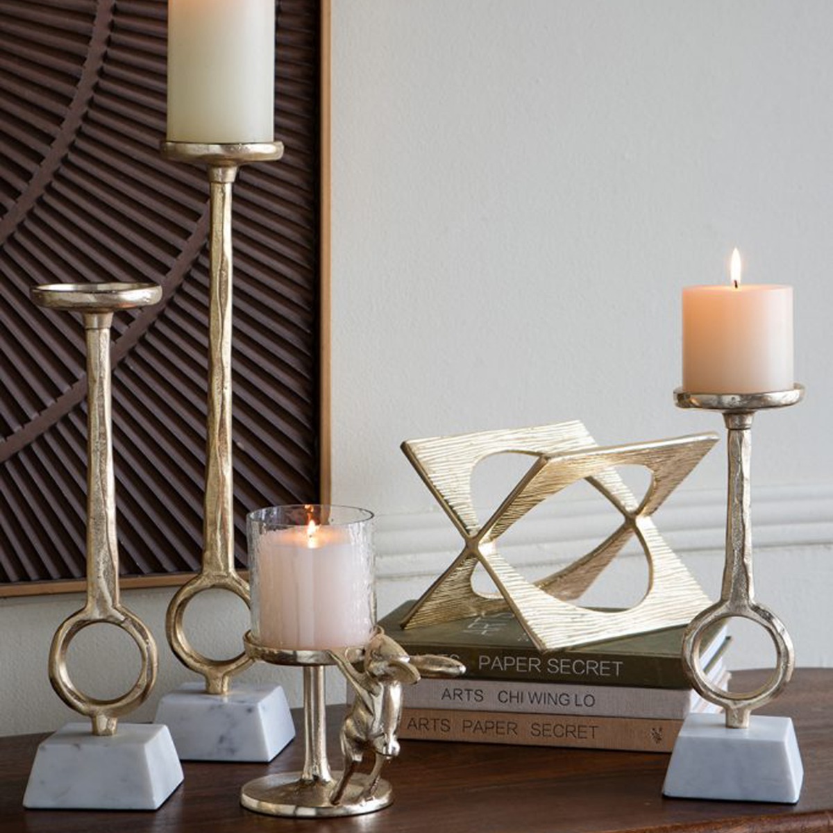 Artekko Noble Χρυσό Μεταλλικό Κηροπήγιο με Λαγό (17.8x10.2x19)cm