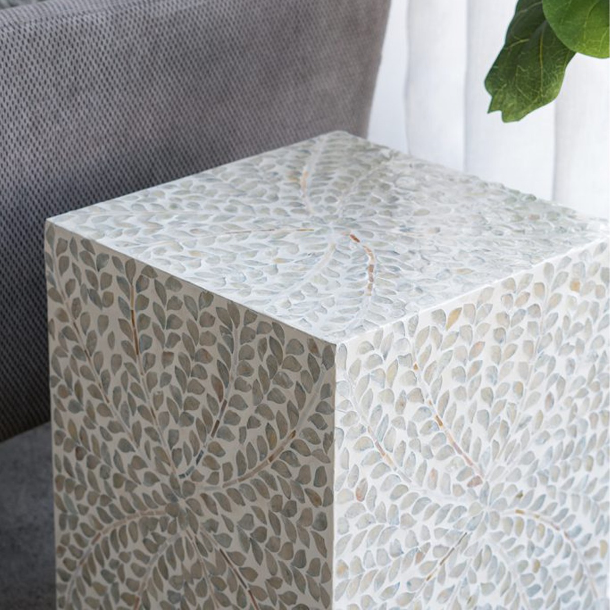 Artekko Ivory Γκρι Βοηθητικό Τραπέζι Σκαμπό από MDF και Capiz (35x35x45)cm