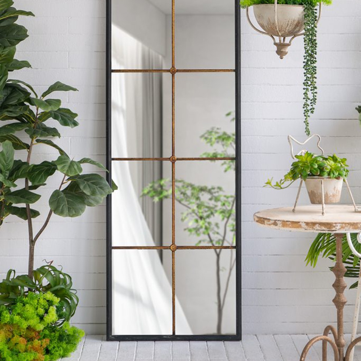 Artekko Capri Μαύρος Μεταλλικός Επιδαπέδιος Καθρέπτης με Μπρονζέ Λεπτομέρειες (60x2.5x189)cm