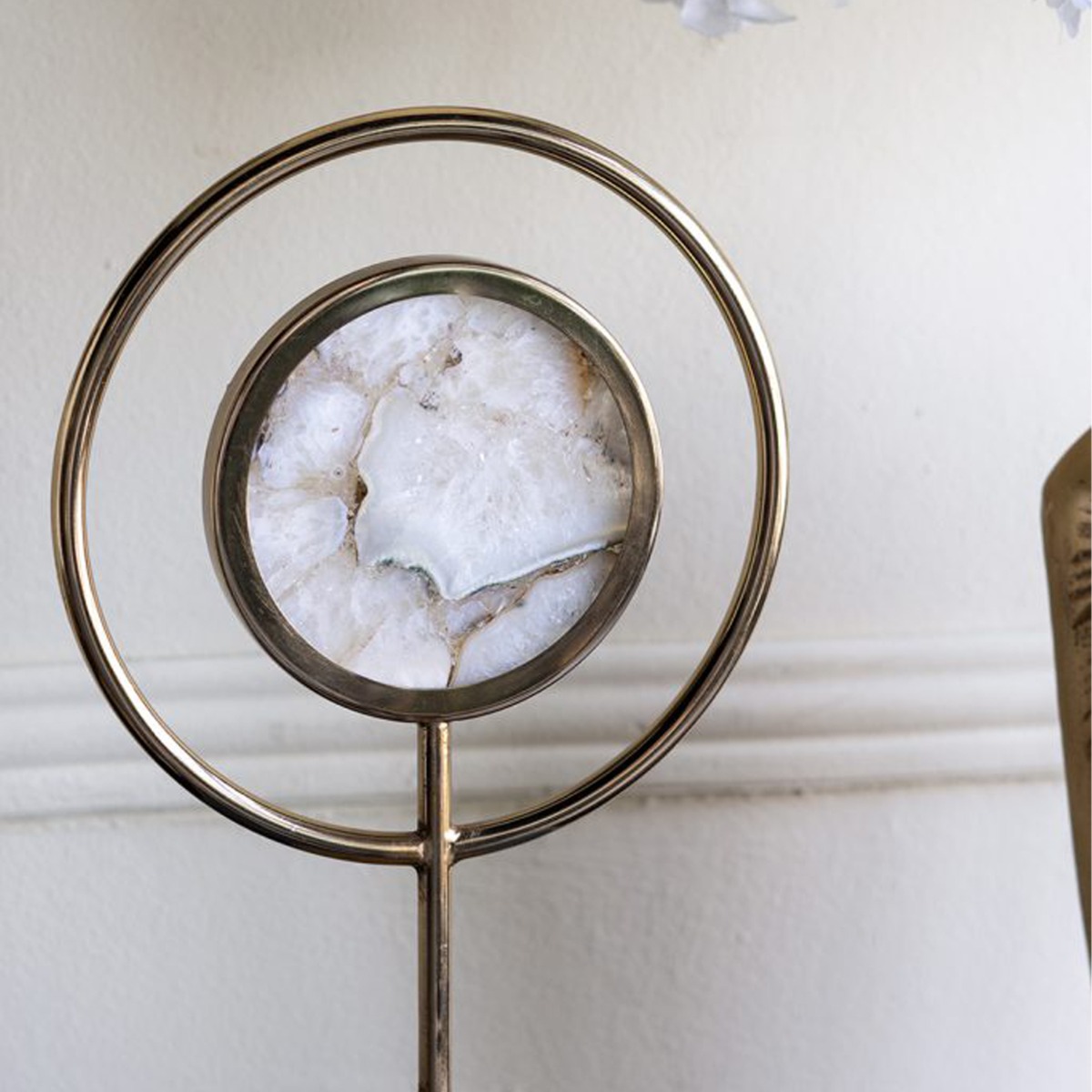 Artekko Agate Χρυσό Μεταλλικό Διακοσμητικο με Αχάτη σε Ξύλινη Βάση (20x10x38)cm