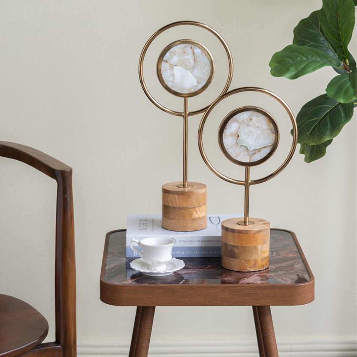 Artekko Agate Χρυσό Μεταλλικό Διακοσμητικο με Αχάτη σε Ξύλινη Βάση (20x10x38)cm