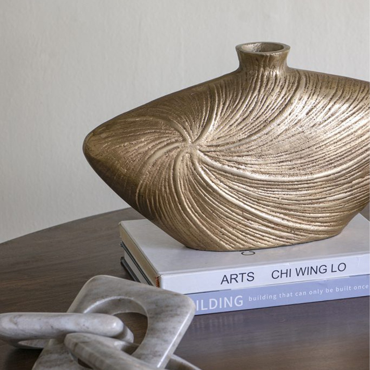 Artekko Noble Χρυσό Μεταλλικό Βάζο (40.8x11.5x22.3)cm