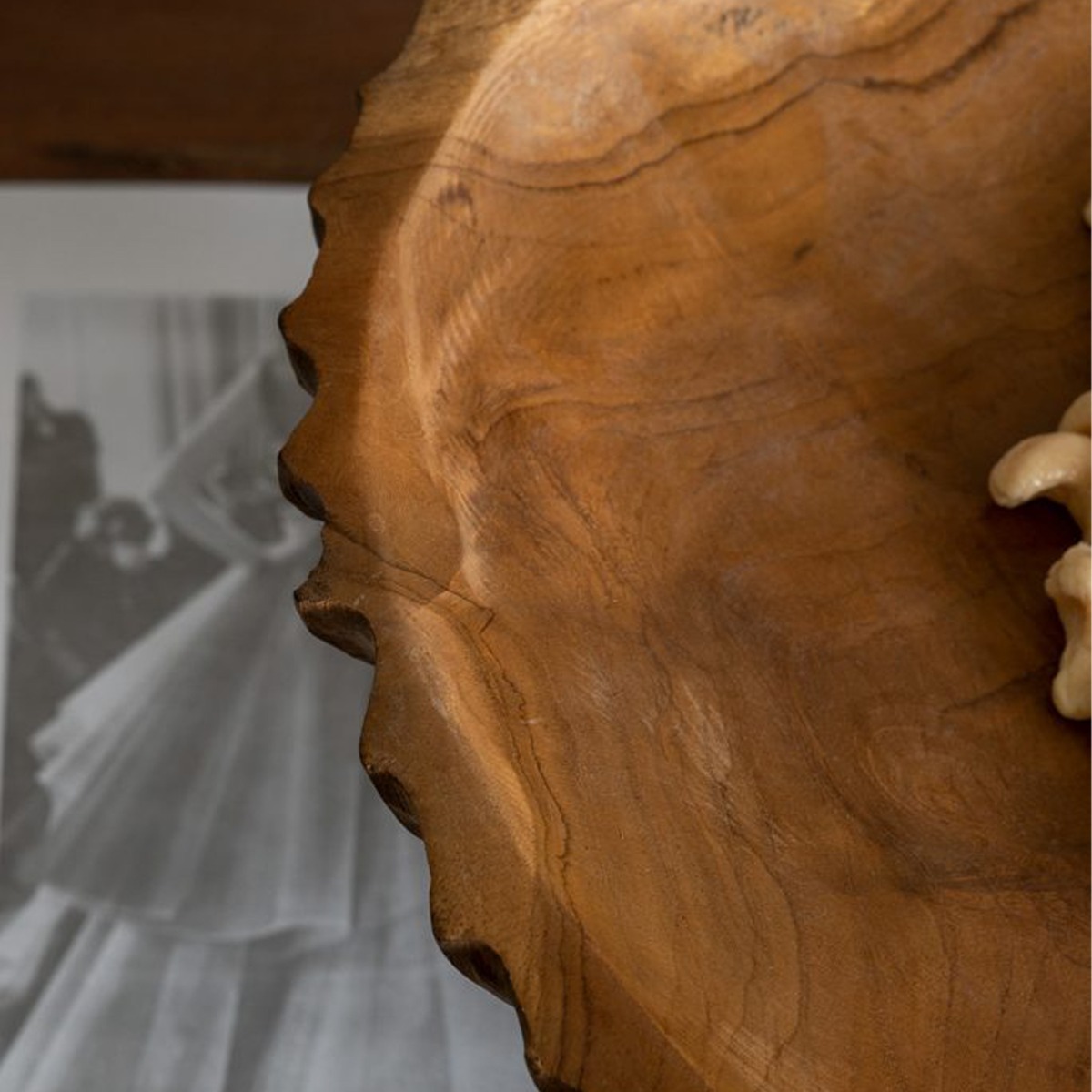 Artekko Woody Καφέ Διακοσμητική Πιατέλα από Ξύλο Teak (30x30x14)cm