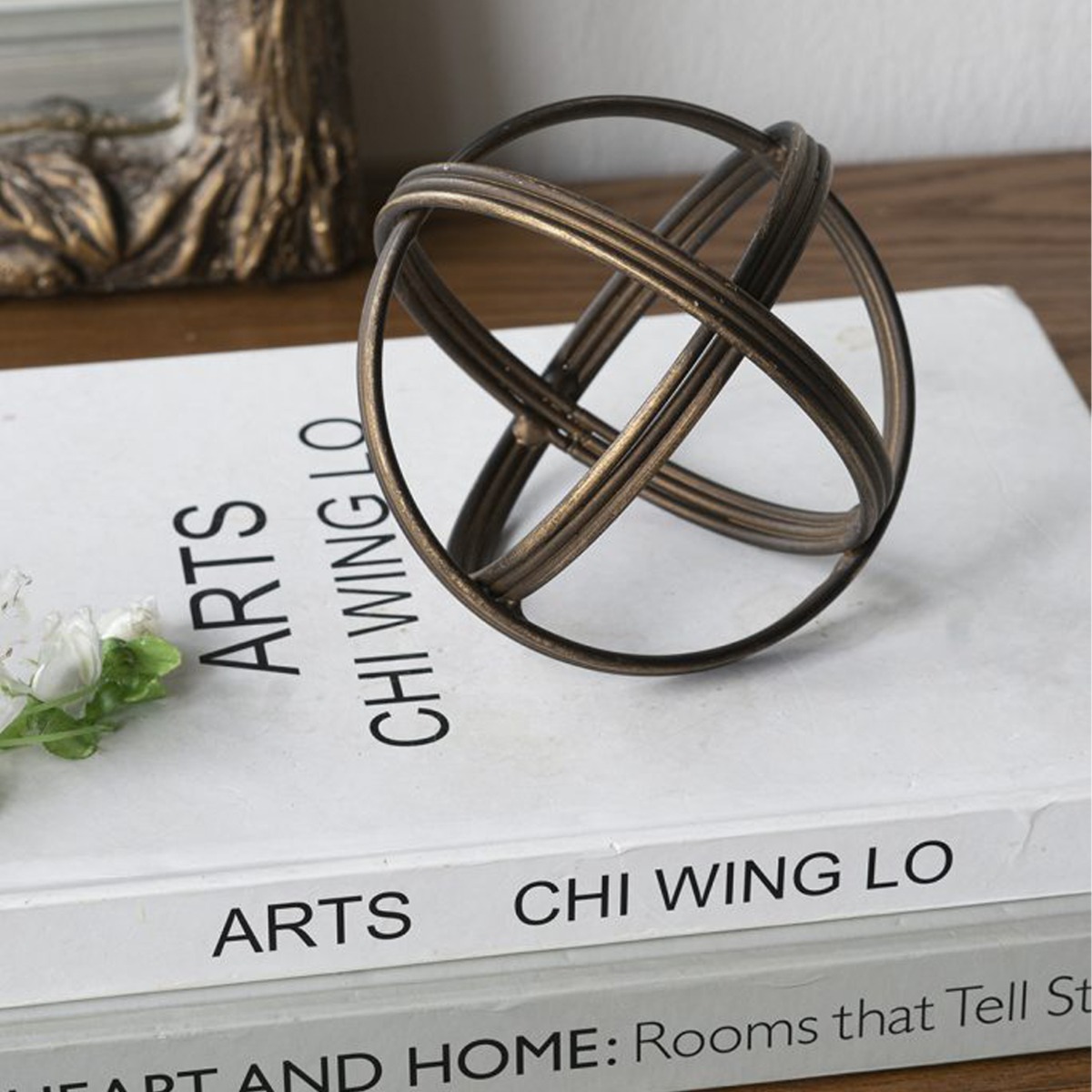 Artekko Solis Μεταλλική Διακοσμητική Σφαίρα σε Μαύρο με Χρυσό (11.5x11.5x11.5)cm