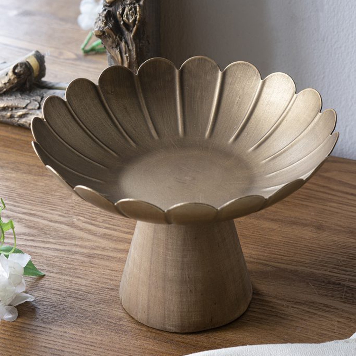 Artekko Solis Χρυσό Μεταλλικό Μπολ με Βάση από Ξύλο Πεύκου (20x20x14)cm