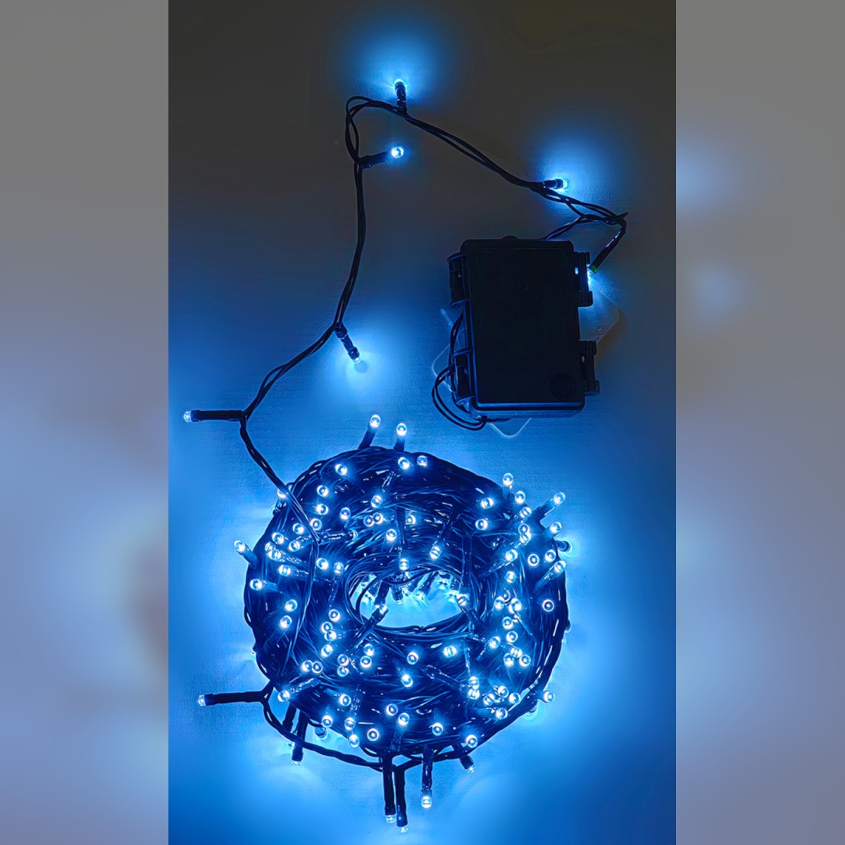 100 LED Εσωτ. & Εξωτ. Χώρου Με Χρονοδιακόπτη Ψυχρό Λευκό Φως Πράσινο Καλώδιο Μη Επεκτεινόμενο Μπαταρίας 13.9+0.2m