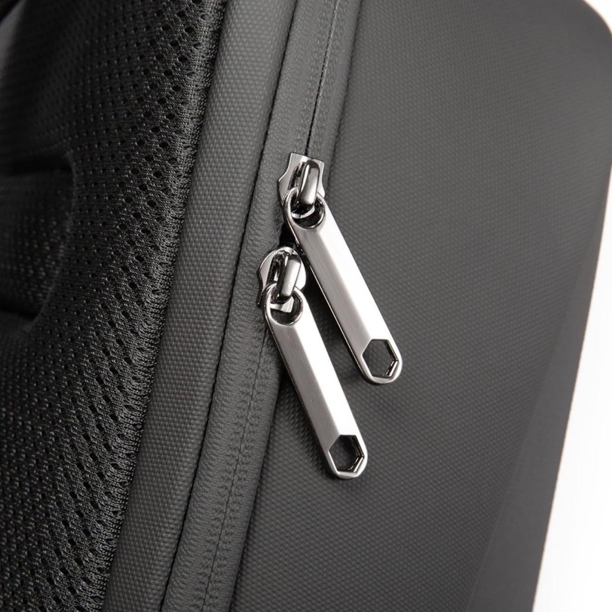 Σακίδιο πλάτης 18L Laptop 15,6” Bange 7251 χακί