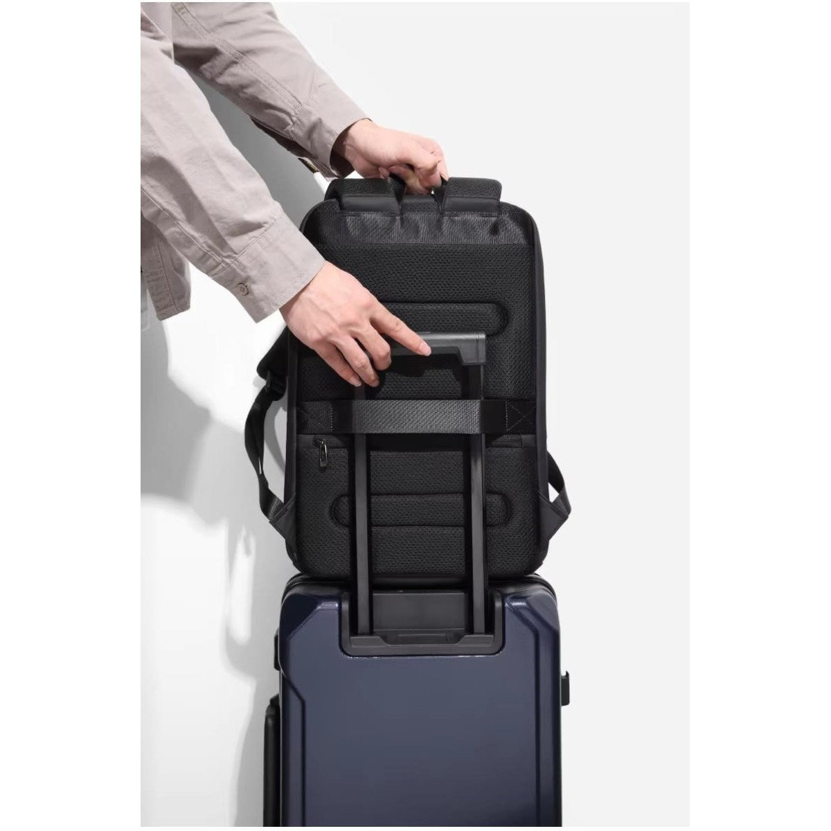 Σακίδιο πλάτης 26L Laptop 15,6” Bange 7802 μαύρο