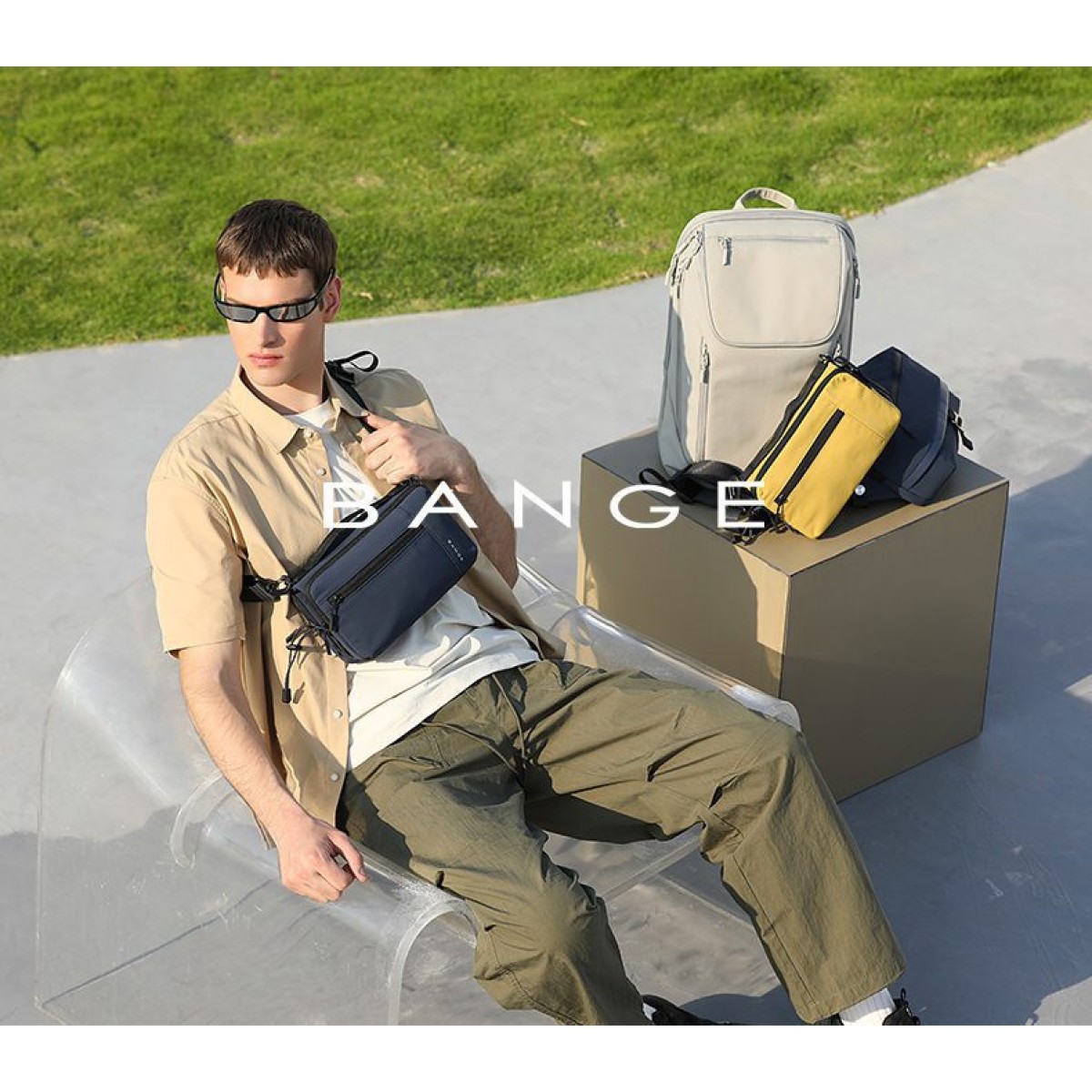 Τσαντάκι ώμου crossbody  Bange 8089-1 μπλε