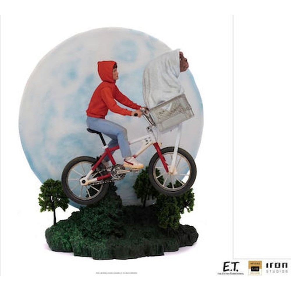 Iron Studios Deluxe: E.T. - E.T. and Elliot Art Scale Statue (1/10) (UNIVET47421-10)