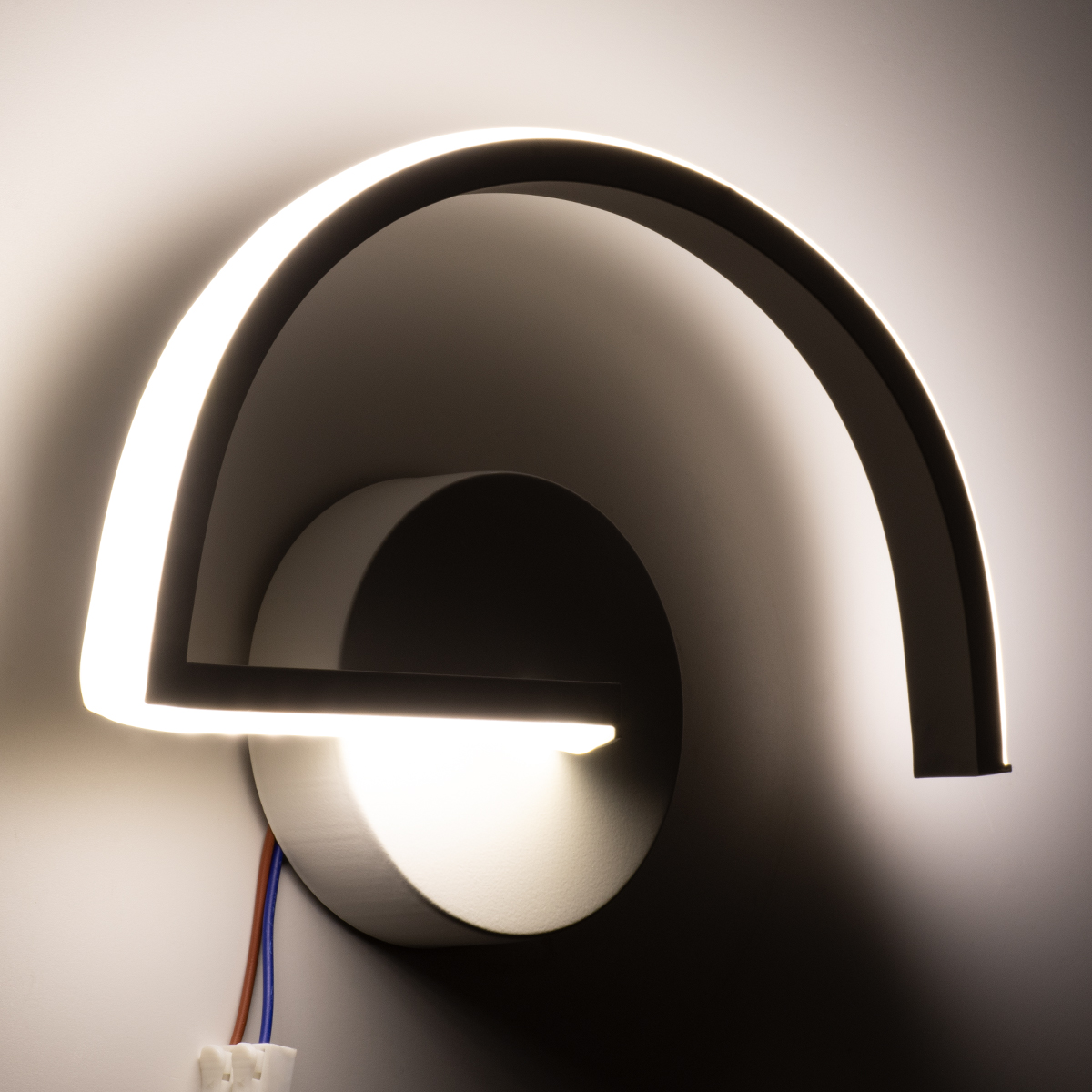 GloboStar® BREYA 00637 Φωτιστικό Τοίχου - Απλίκα LED 10W 1000lm 180° AC 220-240V IP20 Φυσικό Λευκό 4500K Λευκό Μέταλλο - Μ25 x Π17 x Υ4.5cm
