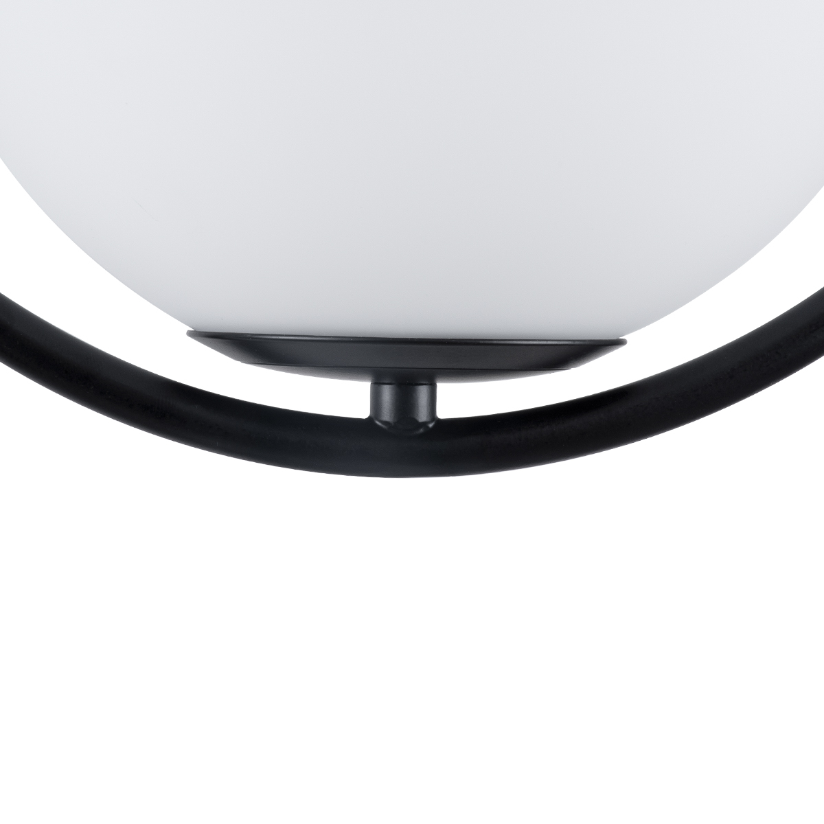 GloboStar® MADRID 00931 Μοντέρνο Κρεμαστό Φωτιστικό Μπάλα Μονόφωτο 1 x E27 IP20 Μαύρο Μέταλλο με Λευκό Γυαλί - Μ30 x Π20 x Υ30cm