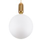 GloboStar® MAVERICK 00940 Μοντέρνο Κρεμαστό Φωτιστικό Μπάλα Μονόφωτο 1 x E27 IP20 Χρυσό Μέταλλο με Λευκό Γυαλί - Μ30 x Π30 x Υ48cm