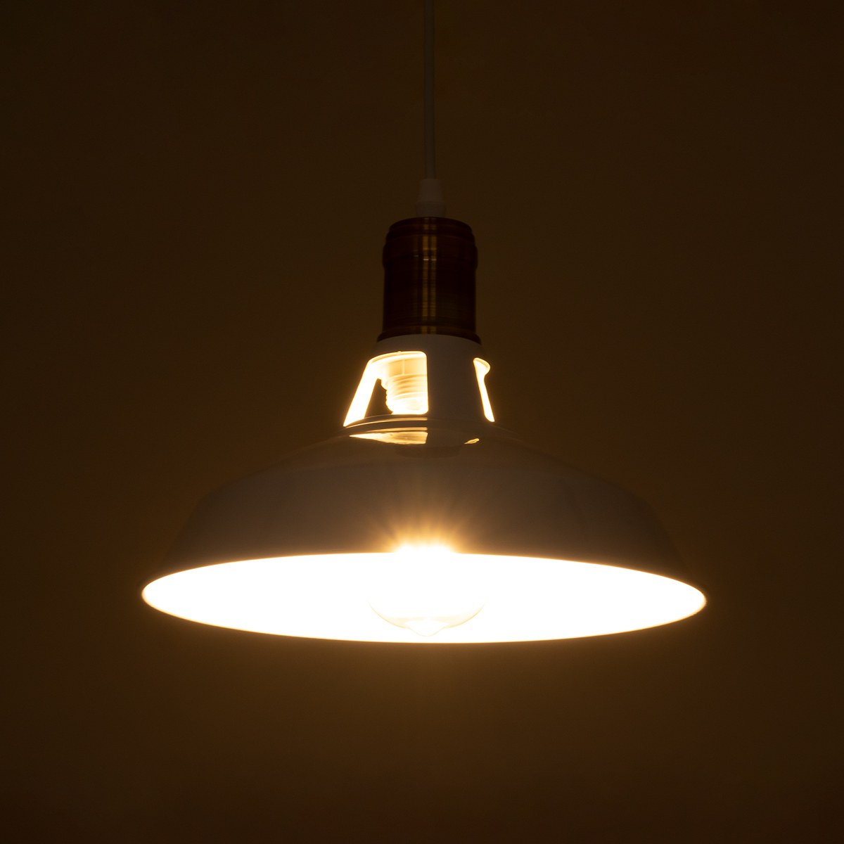 GloboStar® ANER 01072 Vintage Κρεμαστό Φωτιστικό Καμπάνα Μονόφωτο 1 x E27 IP20 Λευκό & Χρυσό Μέταλλο - Μ27.5 x Π27.5 x Υ19cm