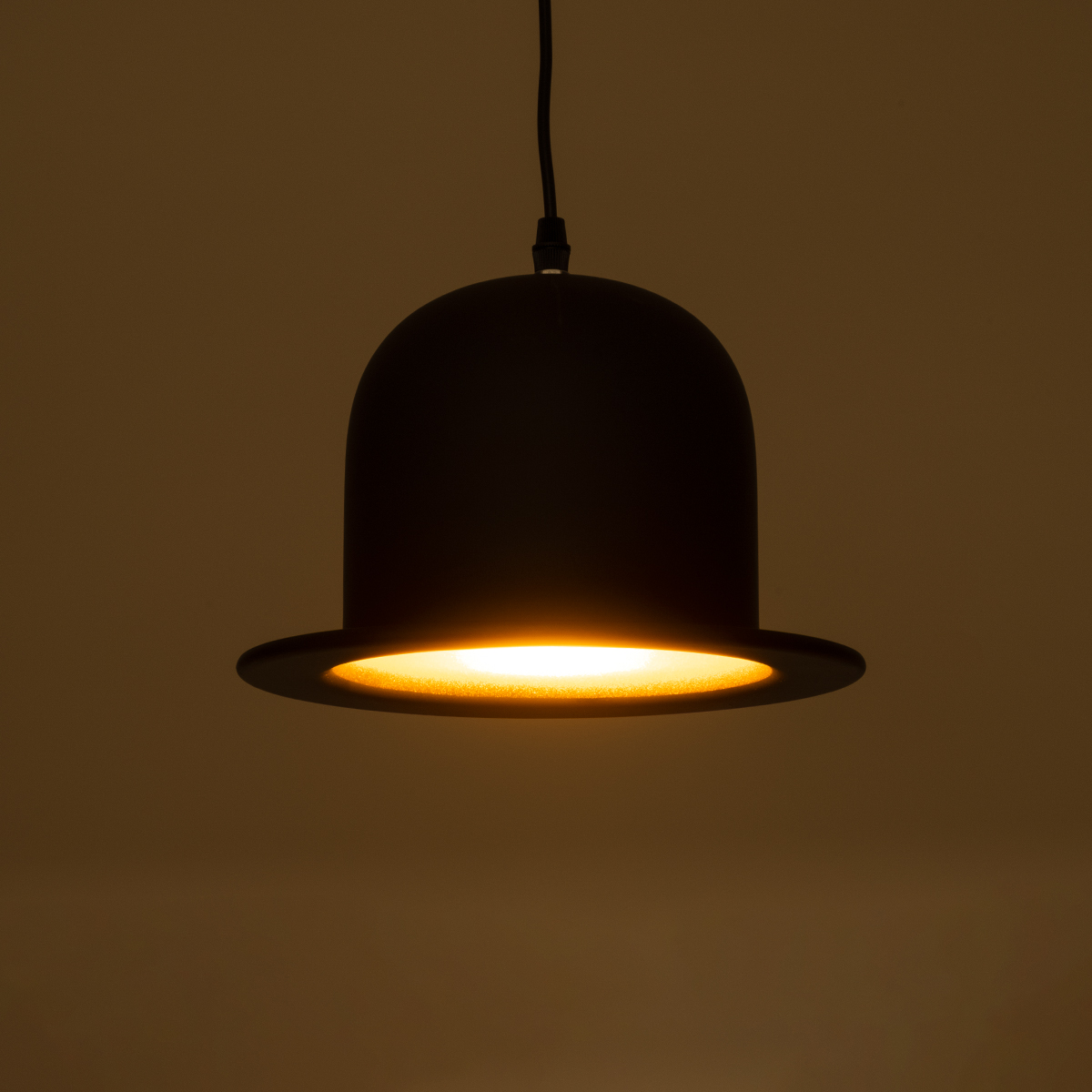 GloboStar® CHARLO 01214 Vintage Κρεμαστό Φωτιστικό Καμπάνα Μονόφωτο 1 x E27 IP20 Μαύρο & Χρυσό Μέταλλο - Μ26 x Π26 x Υ16cm