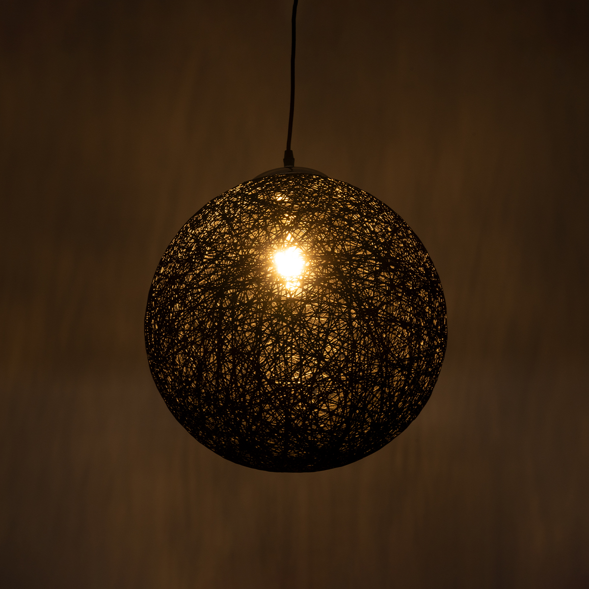 GloboStar® OCEANA 01360 Vintage Κρεμαστό Φωτιστικό Μπάλα Μονόφωτο 1 x E27 IP20 Μαύρο Σχοινί - Μ40 x Π40 x Υ40cm