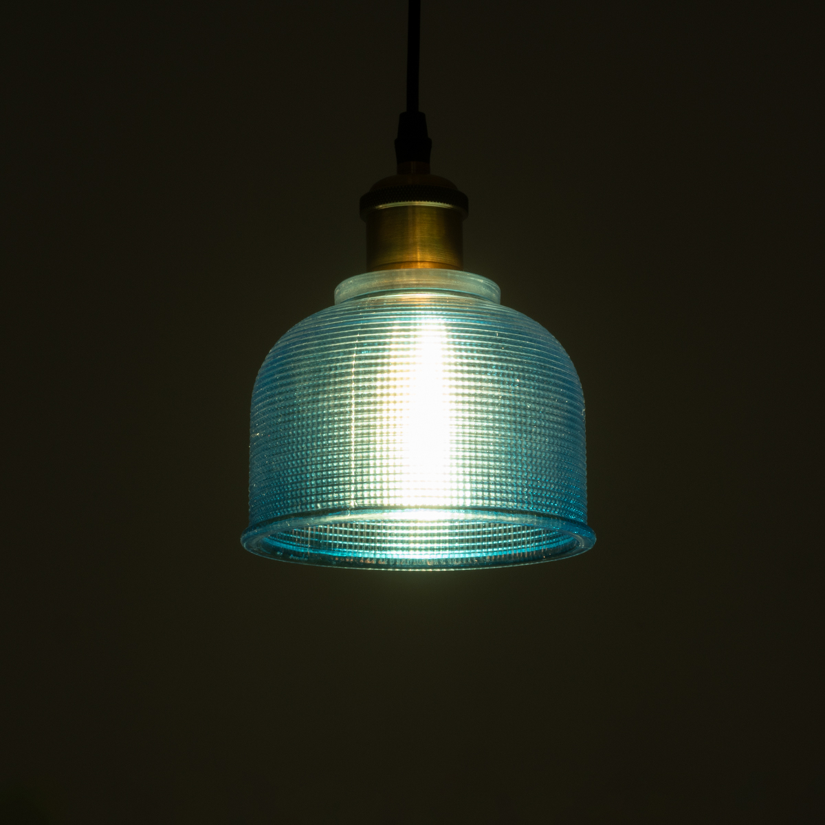 GloboStar® SEGRETO 01452 Vintage Κρεμαστό Φωτιστικό Μονόφωτο Καμπάνα 1 x E27 IP20 Μπλε Γυαλί με Χρυσό Μέταλλο - Μ14 x Π14 x Υ18cm