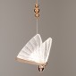 GloboStar® BUTTERFLY 01650 Μοντέρνο Κρεμαστό Φωτιστικό Φιγούρα CREE LED 10W 800lm 360° AC 85-265V IP20 Θερμό Λευκό 2700K Διάφανο Πλαστικό με Ροζ & Χρυσό Μέταλλο - Μ20 x Π17 x Y24cm - 2 Xρόνια Εγγύηση