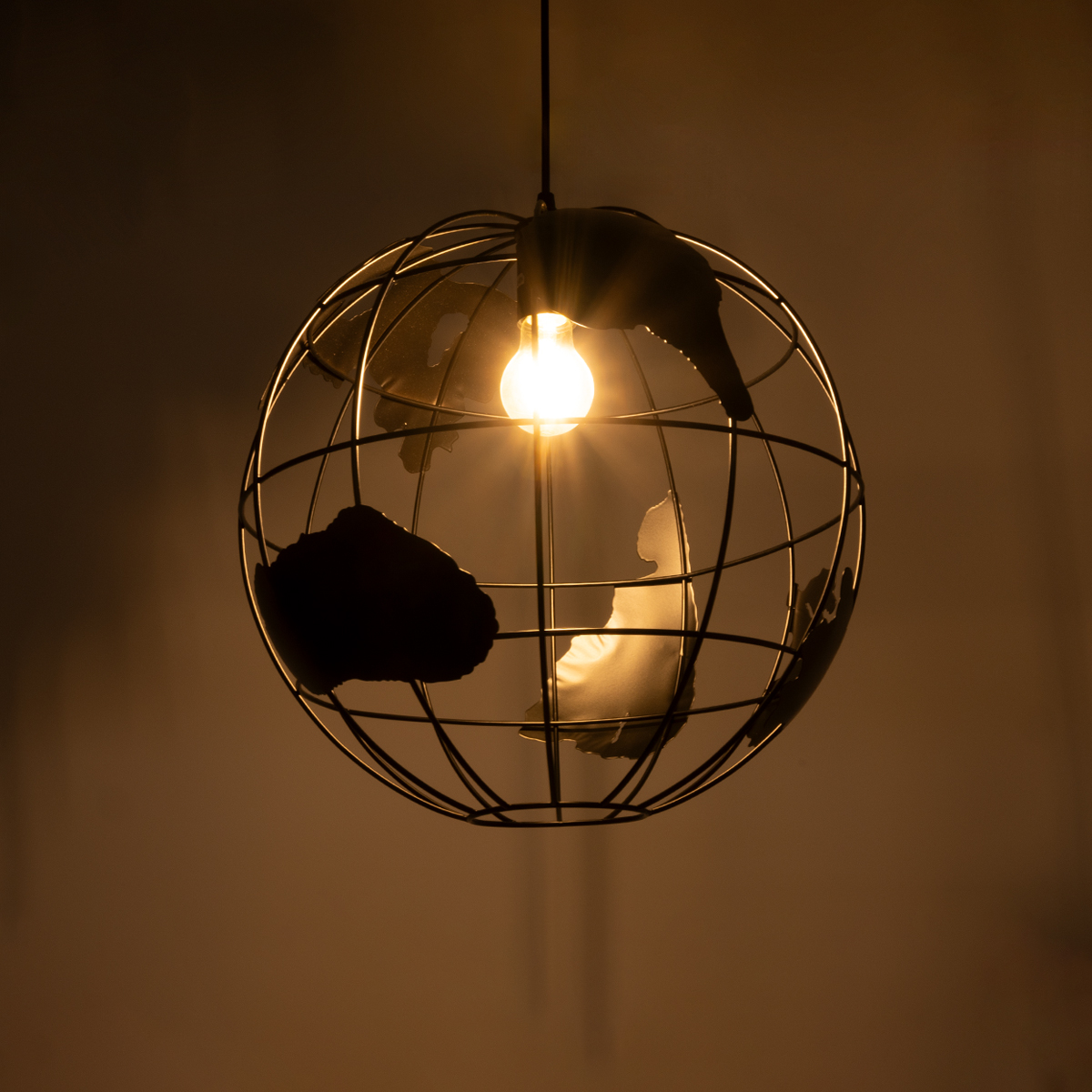 GloboStar® EARTH 01663 Vintage Κρεμαστό Φωτιστικό Φιγούρα Μονόφωτο 1 x E27 IP20 Μαύρο Μέταλλο - Μ41 x Π41 x Y41cm