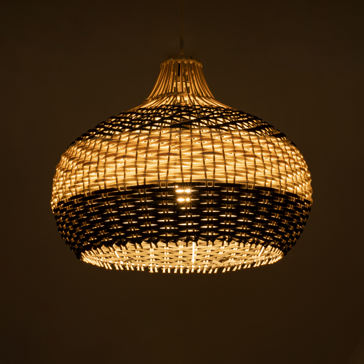 GloboStar® BARBADOS 01946 Boho Κρεμαστό Φωτιστικό Καμπάνα Μονόφωτο 1 x E27 IP20 Μπεζ & Χακί Ξύλο - Μ40 x Π40 x Υ34cm